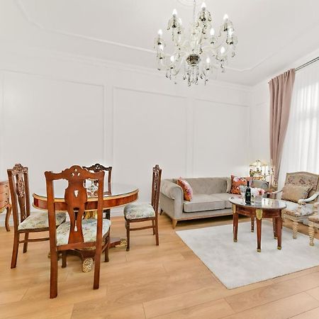 Luxury Class Apartment - 1St Floor, Large Apartment, Downtown, Newly Renovated, Fast Wifi, 4X Air Conditioning Zagreb Exterior photo
